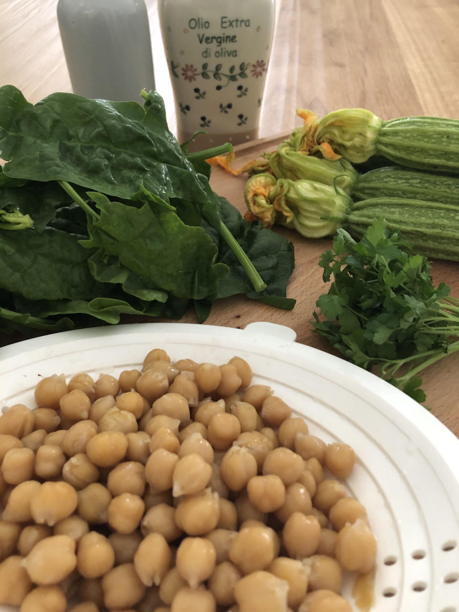 6 cous cous con gamberi e zcchine (1)