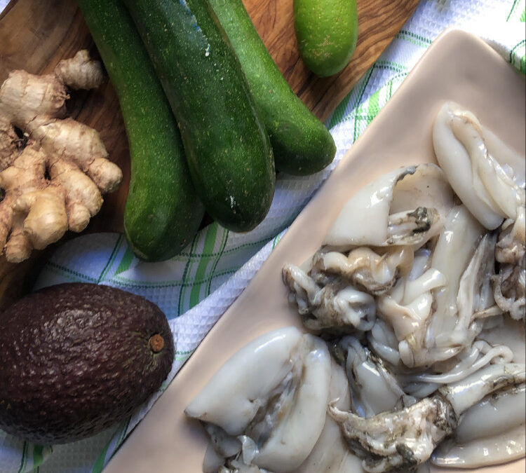 CREMA DI ZUCCHINE E AVOCADO CON SEPPIOLINE SUPER CROCCANTI