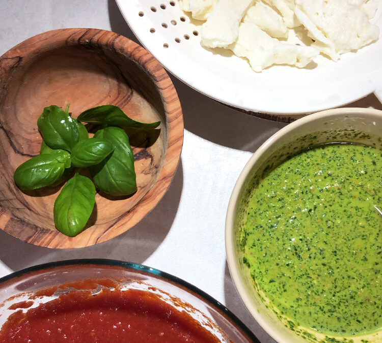 PIZZA MARGHERITA NEL FORNO DI CASA