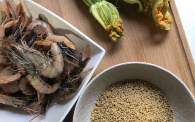 COUS COUS DI ZUCCHINE, FIORI E GAMBERETTI